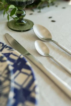 KARE24.se Bestick Gloria Matt Silver (16-part) - KARE Design Online
