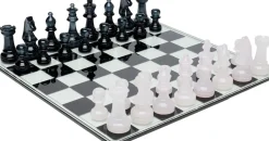 KARE24.se Dekorfigur Chess Transparent - schack, 60x60cm - KARE Design