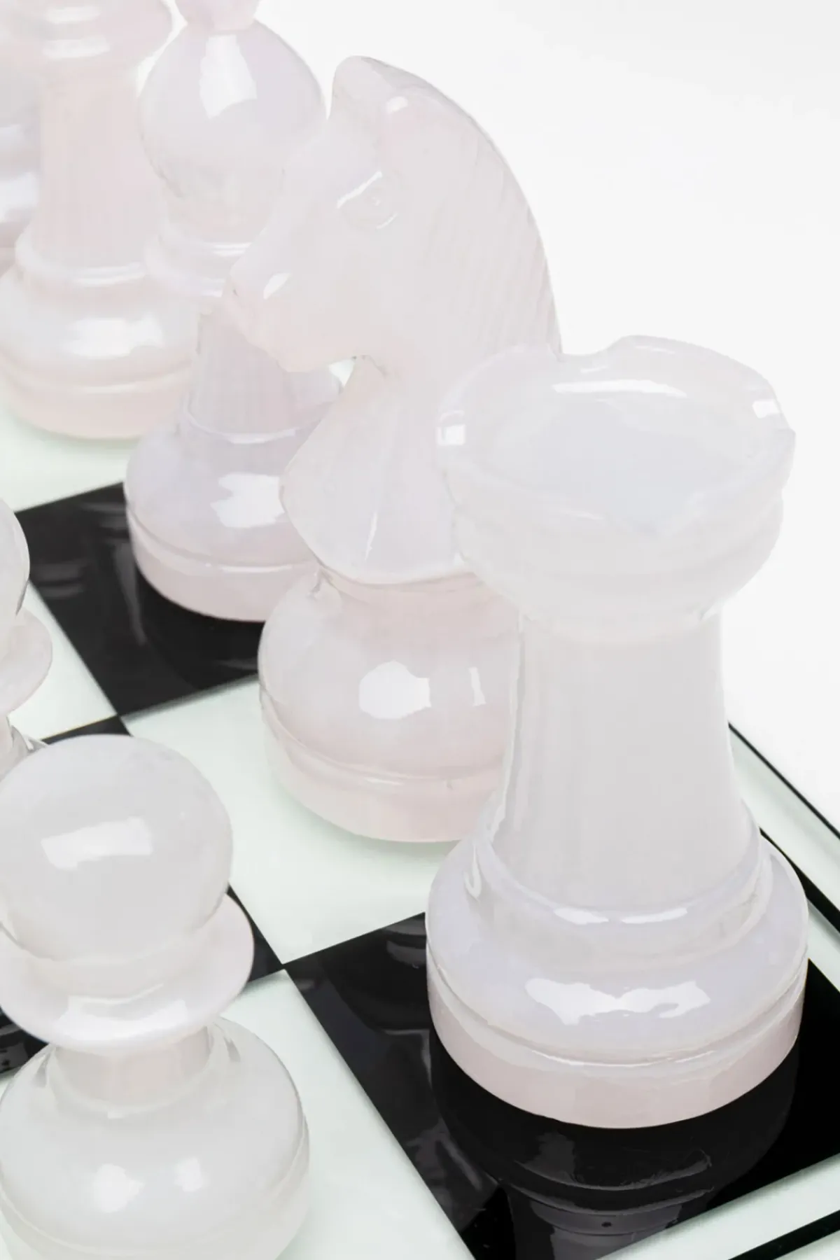 KARE24.se Dekorfigur Chess Transparent - schack, 60x60cm - KARE Design