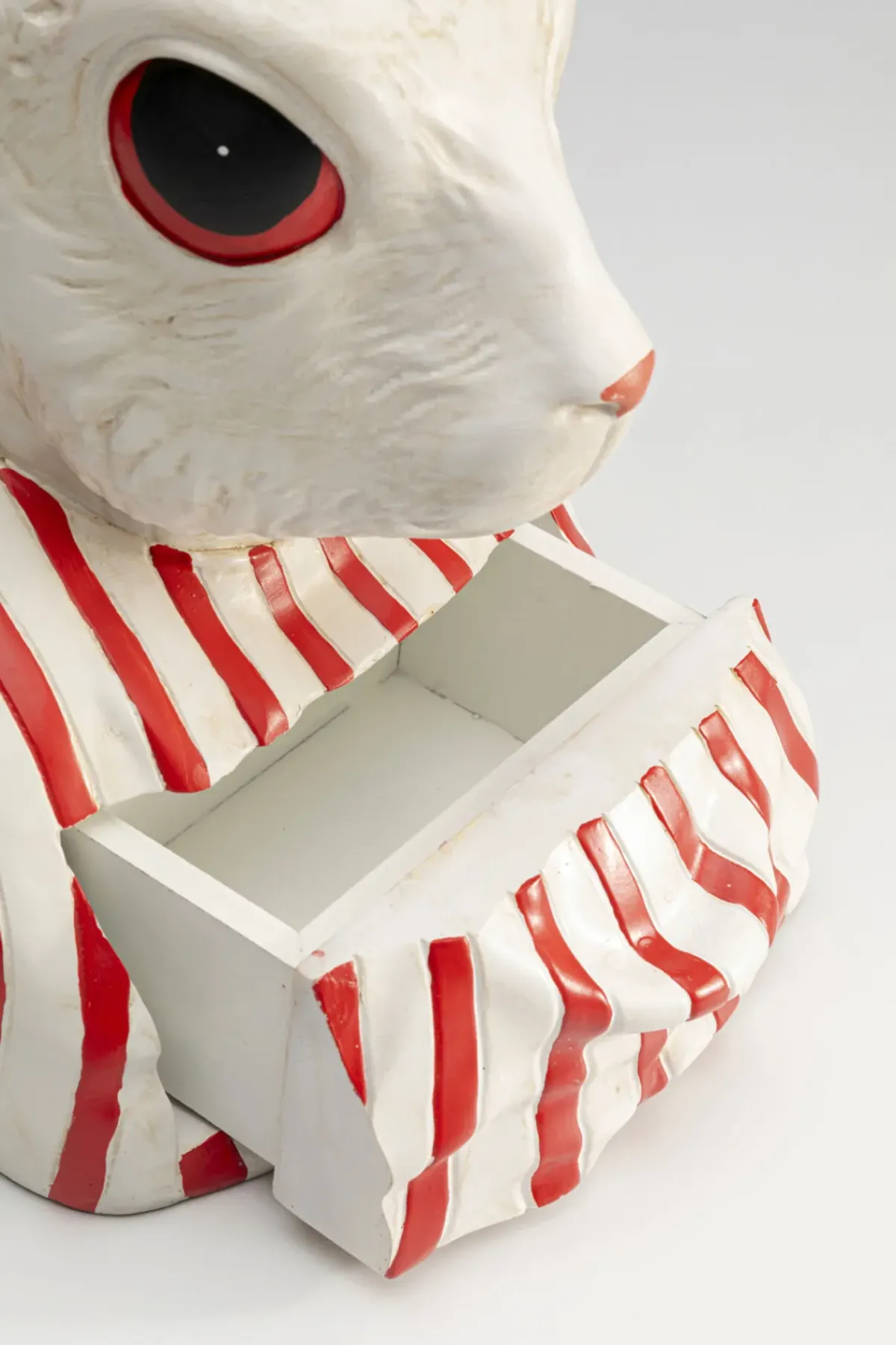 KARE24.se Dekorfigur Coach Bunny, 47cm - KARE Design Sale