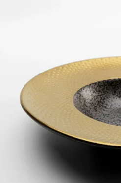 KARE24.se Djup Tallrik Diva - Keramik, Handgjort, Ø22cm - KARE Design