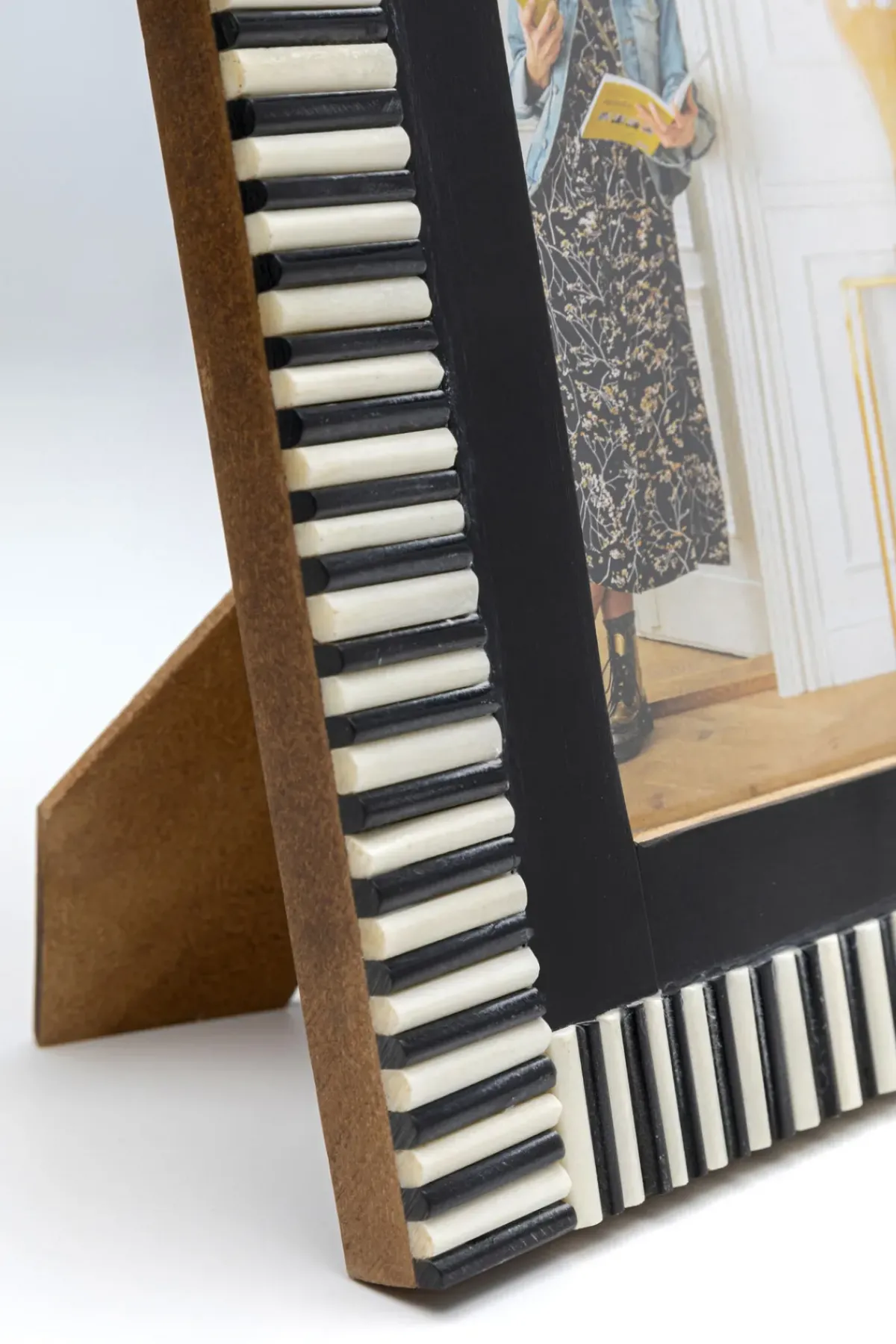 KARE24.se Fotoram Zebra - Svart/vit, 17x22cm - KARE Design