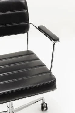 KARE24.se Kontorsstol Dottore - På Hjul Svart Konstläder/Krom - KARE Design