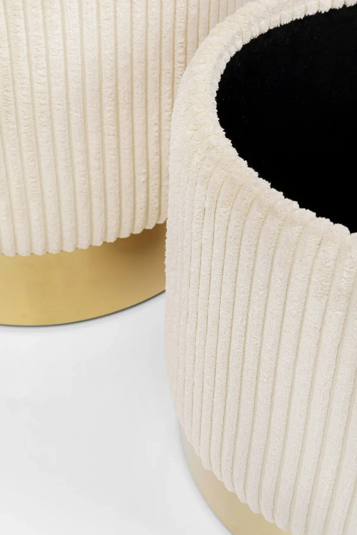 KARE24.se Pall Plush - Sittpuff med förvaring, 2-set - KARE Design Online