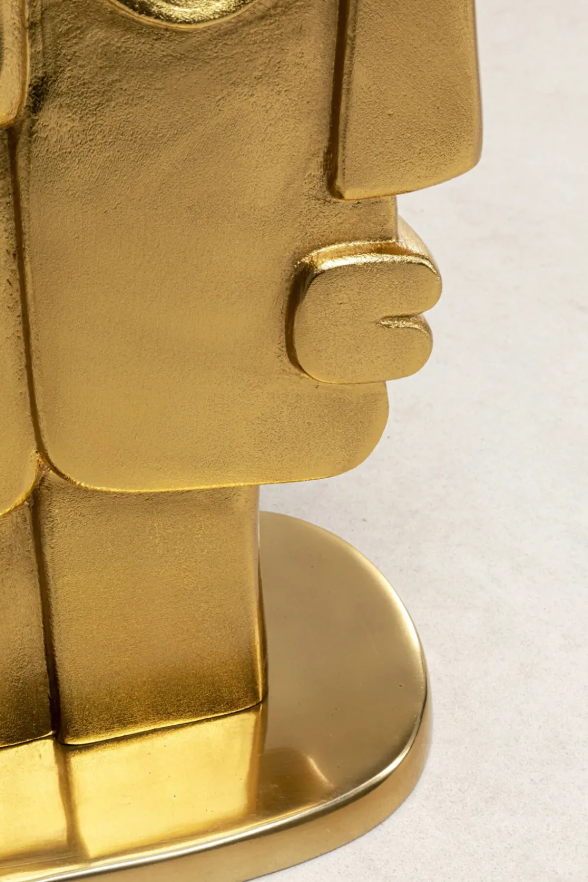 KARE24.se Sidobord 2 Faces - Glas/Guld, Ø55cm - KARE Design Sale