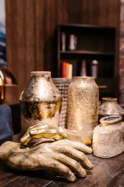KARE24.se Skulptur Mano - Dekor Hand Betongfinish - KARE Design Online