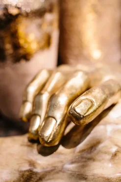 KARE24.se Skulptur Mano - Dekor Hand Betongfinish - KARE Design Online