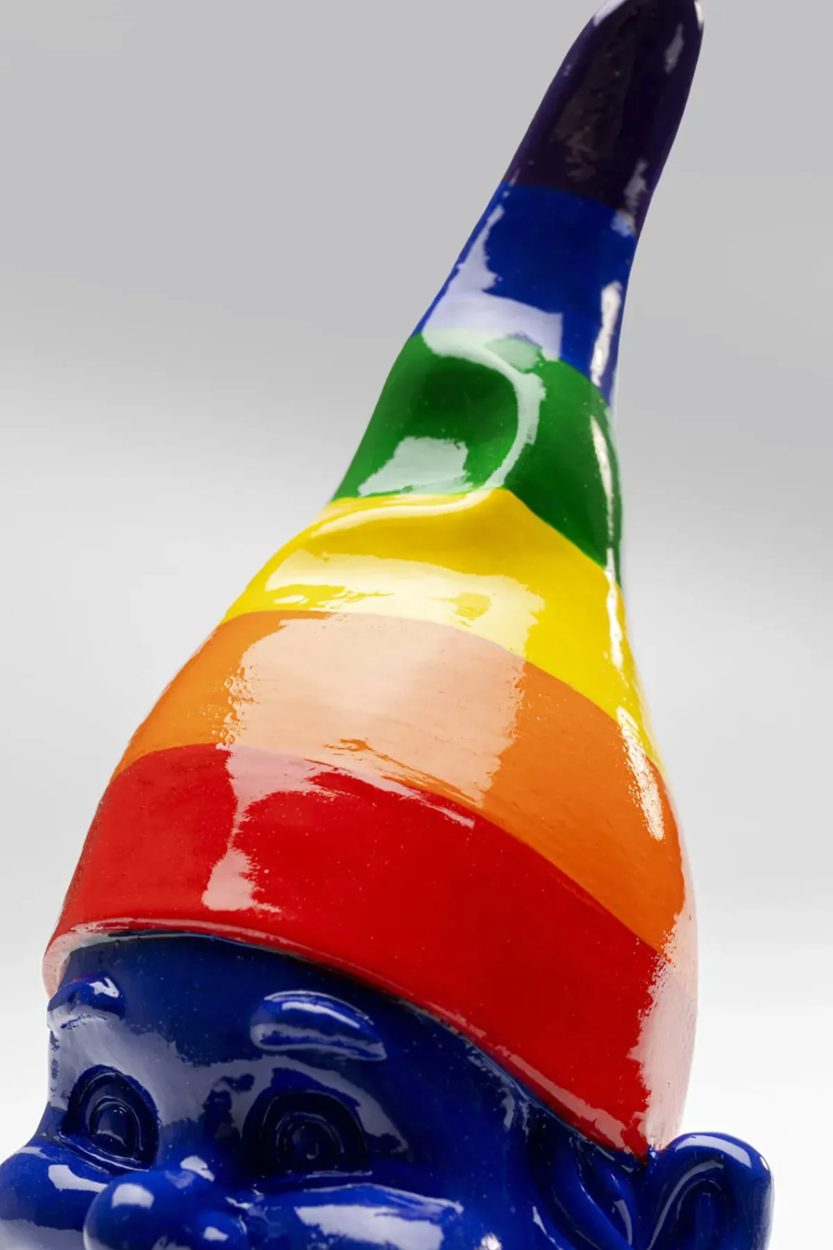 KARE24.se Skulptur Tomte Standing - Blå/Rainbow, 21cm - KARE Design Sale