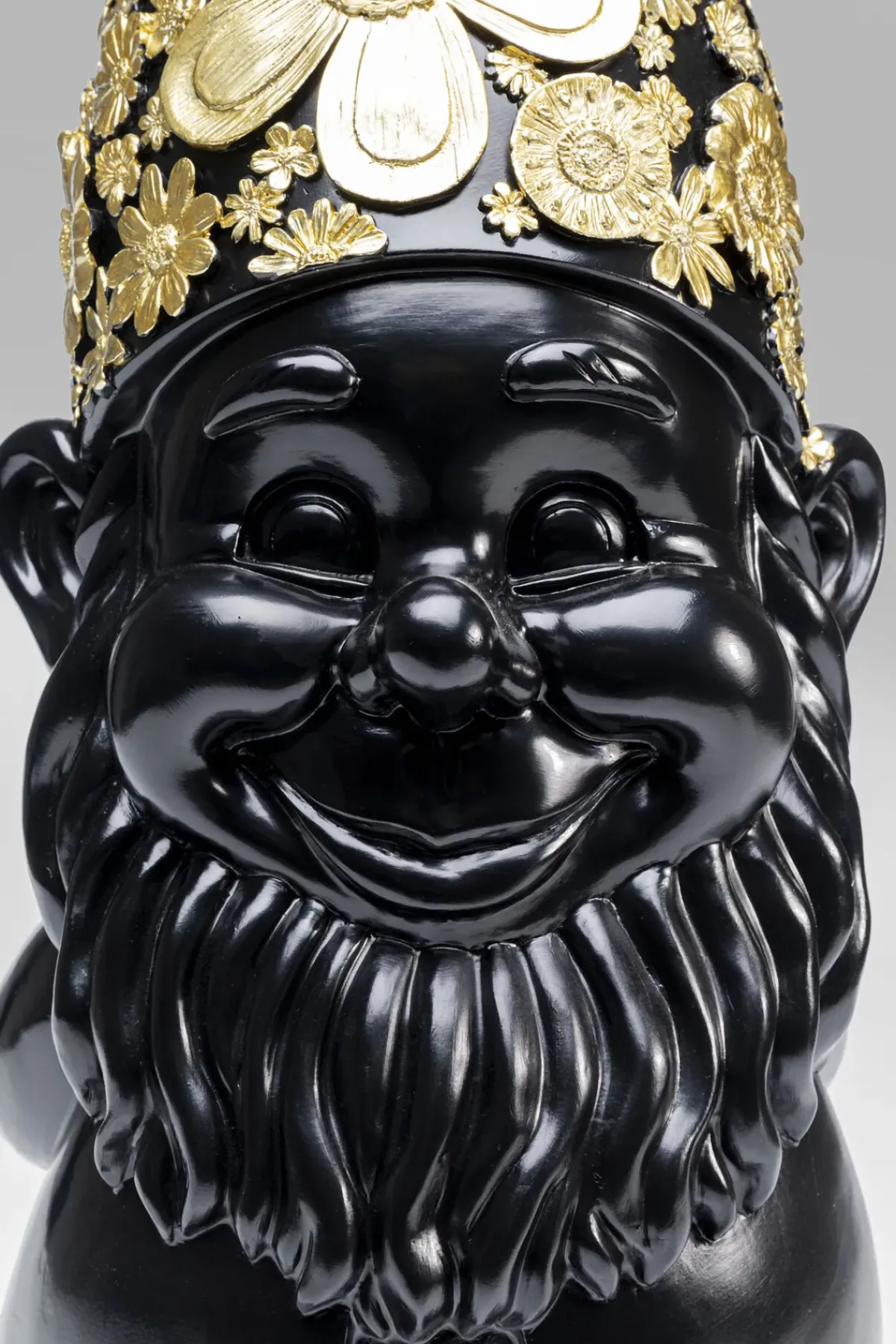 KARE24.se Skulptur Tomte Standing - Svart/Guld, 61cm - KARE Design Online