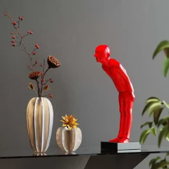 KARE24.se Skulptur Welcome Guests - Röd, 46cm - KARE Design Sale