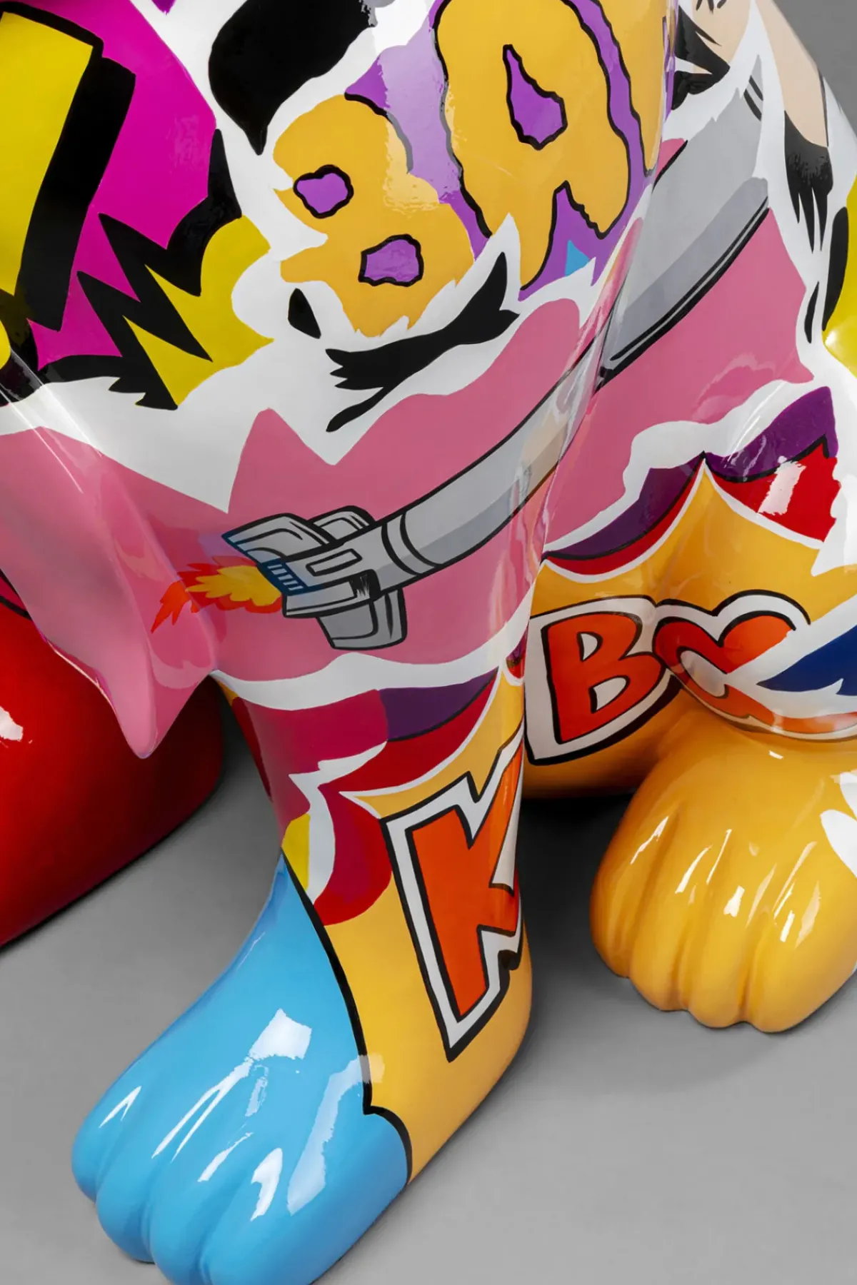 KARE24.se Skulptur XL Graffiti Dog, 152cm - KARE Design Sale