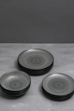 KARE24.se Tallriksset Tokyo - Svart Porslin, 12 delar - KARE Design