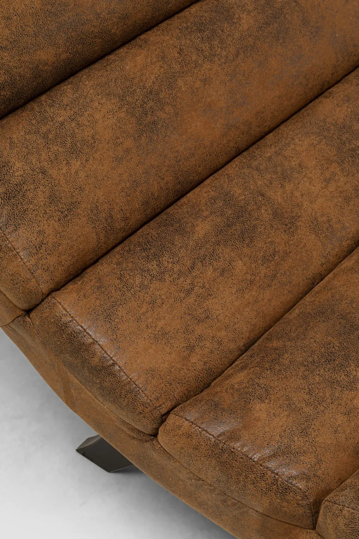 KARE24.se Vilfåtölj Balou Vintage - Brun, 190cm - KARE Design New